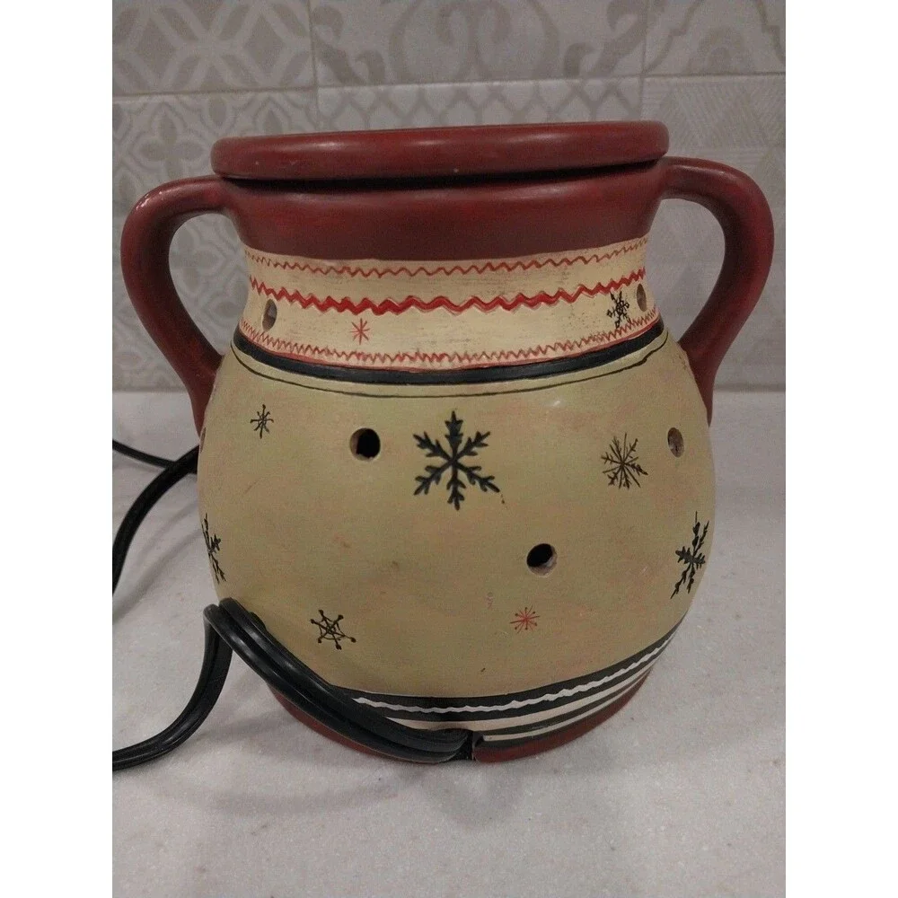LANG Vintage Christmas Santa Electric Wax Melt Warmer Bean Pot Kimberly Poloson